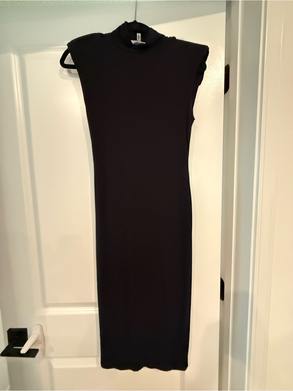 Good America Classic Black Sleeveless bodycon Midi Dress